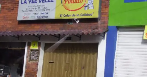 DEPOSITO Y FERRETERIA LA YEE VELEZ DEPOSITO Y FERRETERIA LA YEE VELEZ